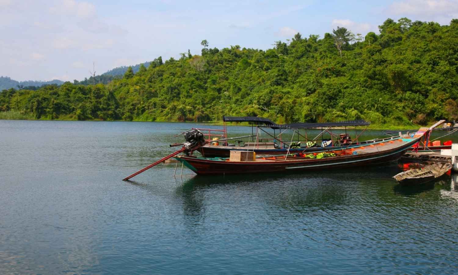 1N 2D Kerala Houseboat Tour Package