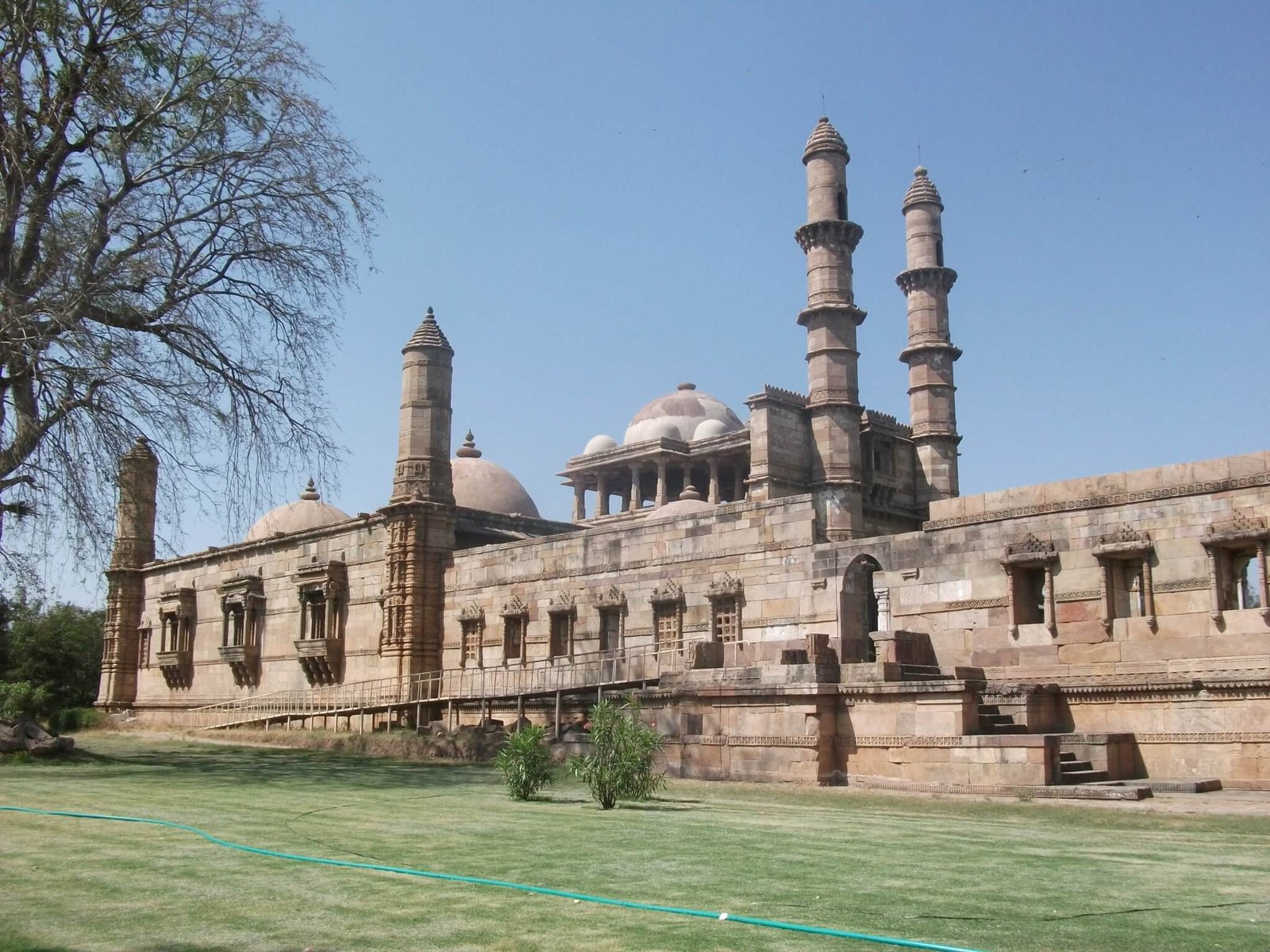 3N 4D Heritage Gujarat Tour
