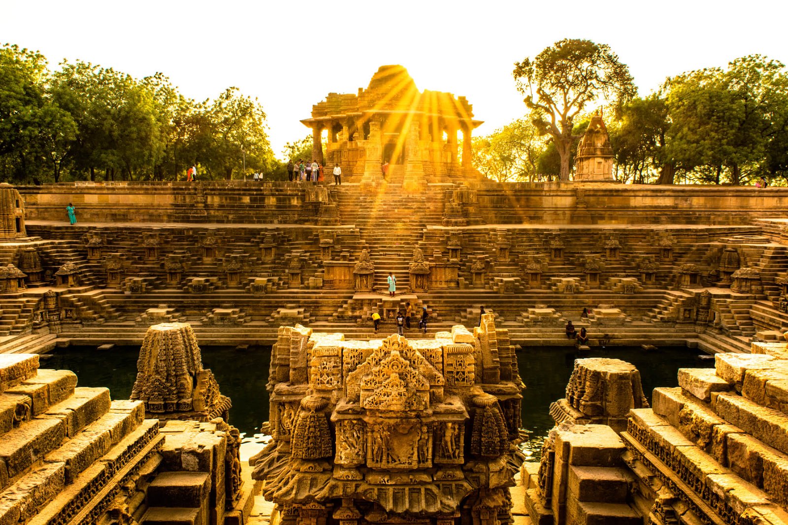 9N 10D Gujarat Monuments Tour