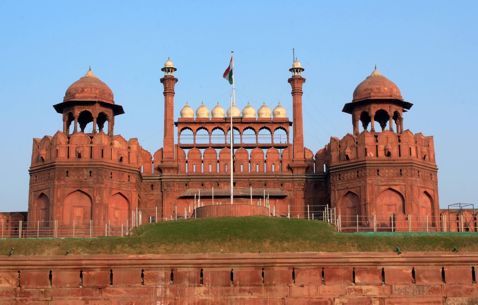 One-day Delhi Sightseeing Tour by Car