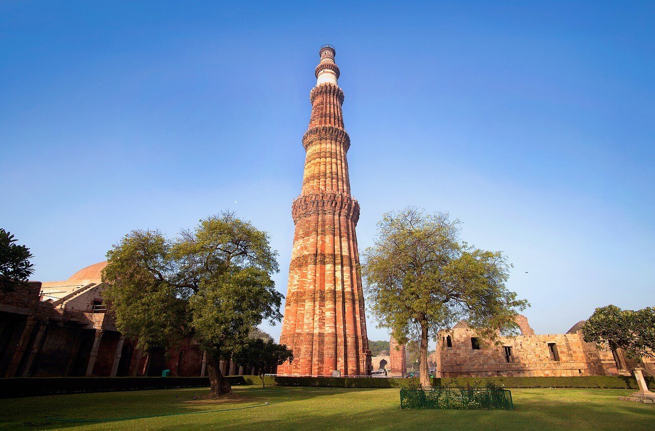 One-day Delhi Sightseeing Tour by Car