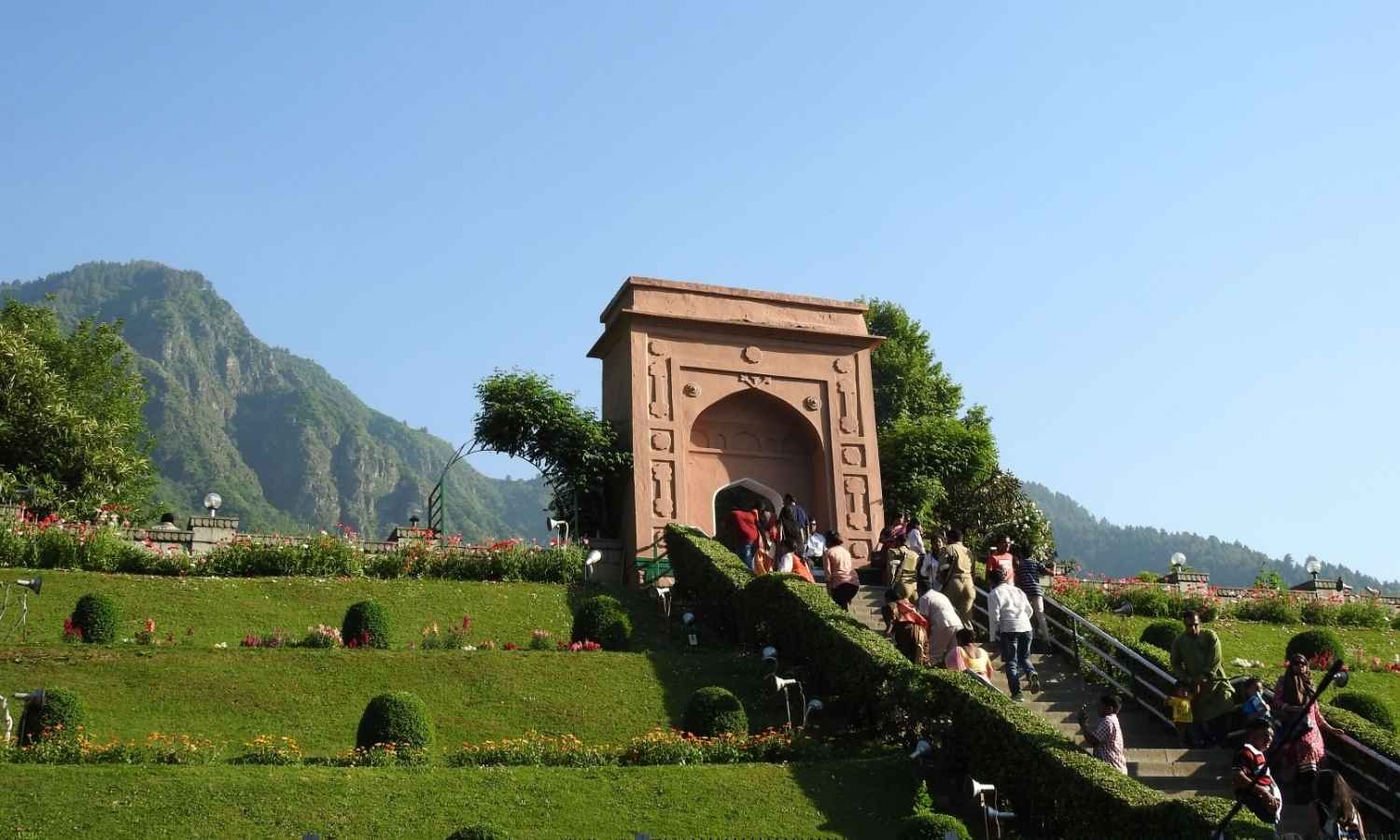 Full Day Srinagar Sightseeing Tour by Car