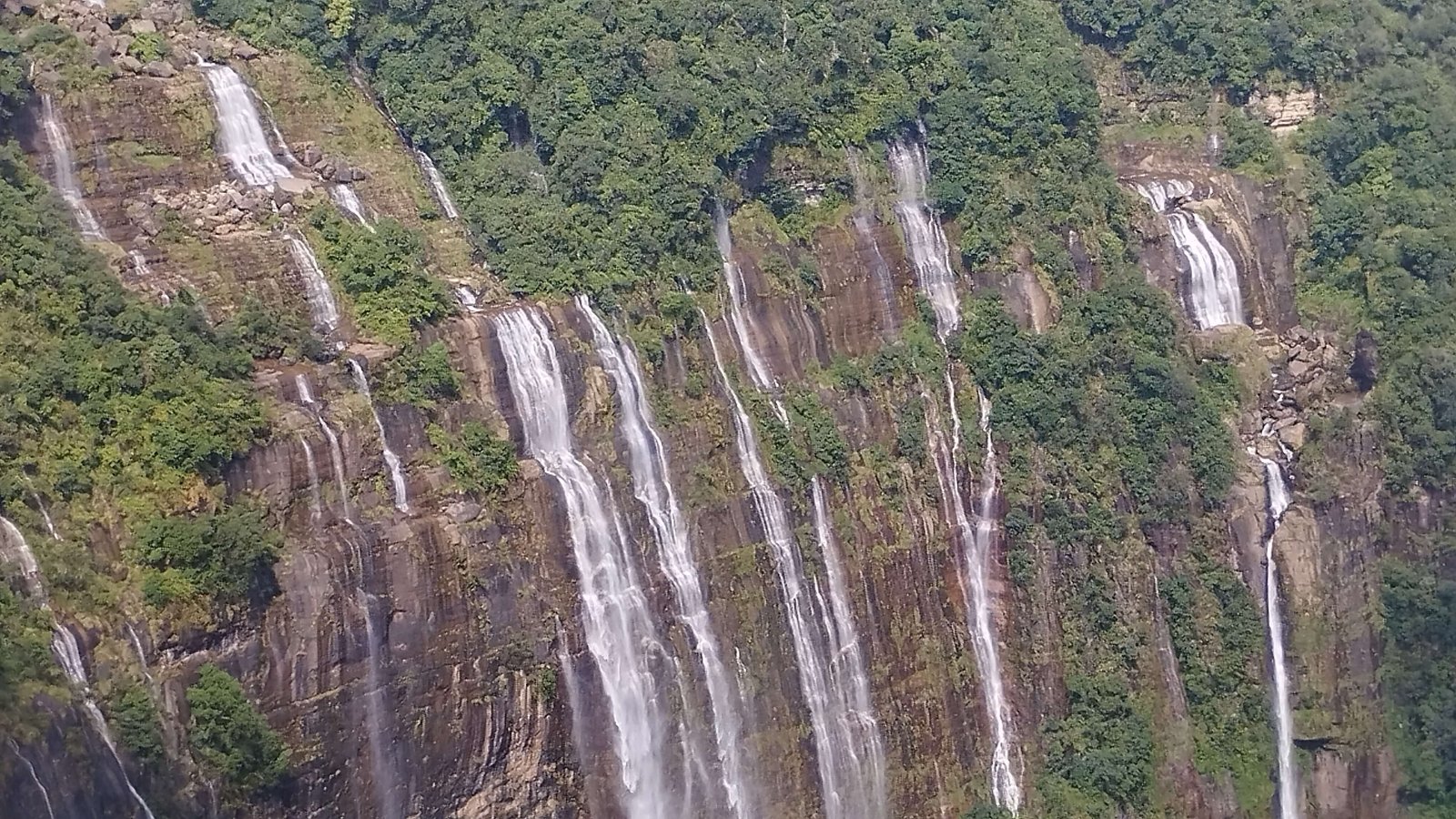 Full-Day Gangtok Sightseeing Tour by Car