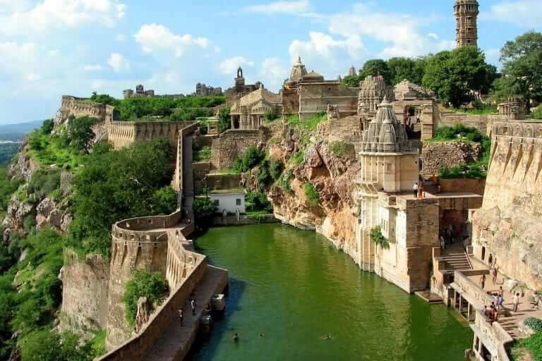 5N 6D Incredible Rajasthan Mewar Tour Package