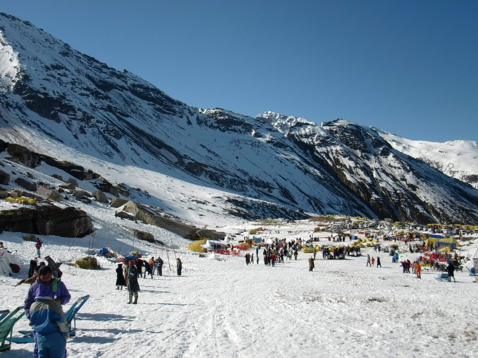 Magic Manali Honeymoon Tour