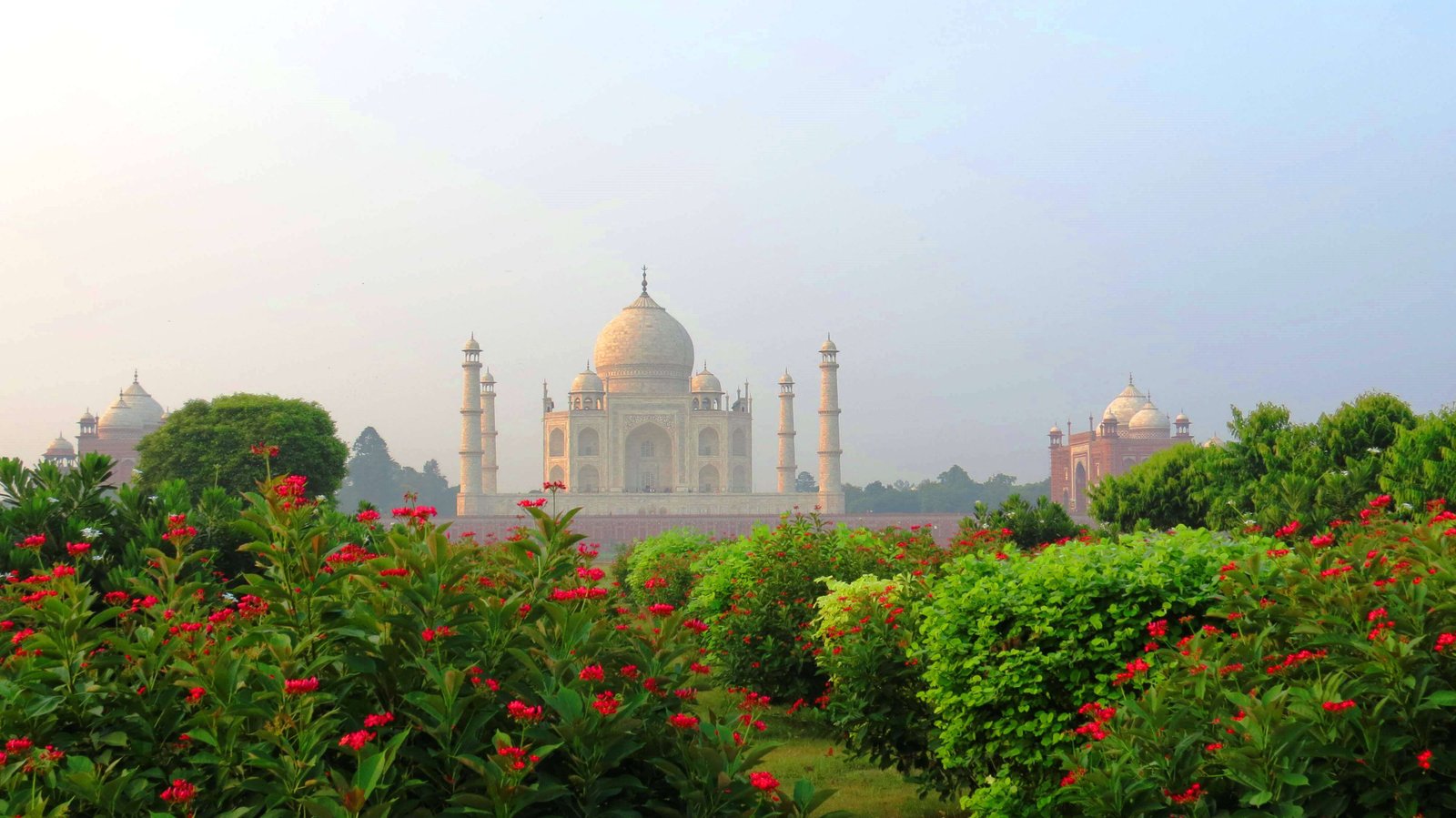 1N 2D Jewels of Delhi Agra Tour
