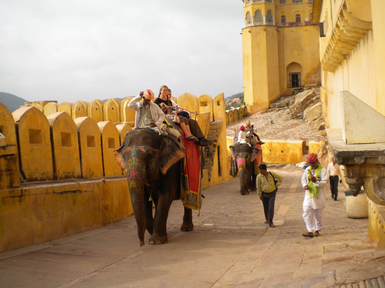 Jaipur Honeymoon Package with Ranthambore Tiger Safari