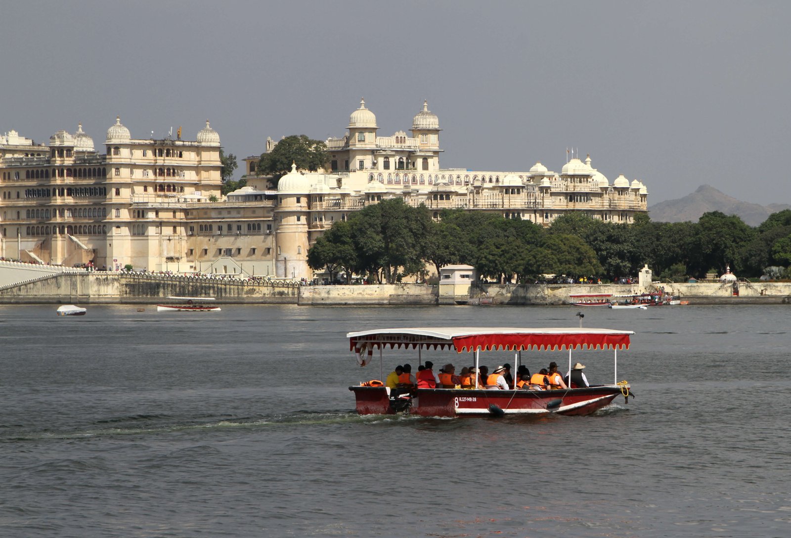 Vibrant Rajasthan Tour with Delhi Agra