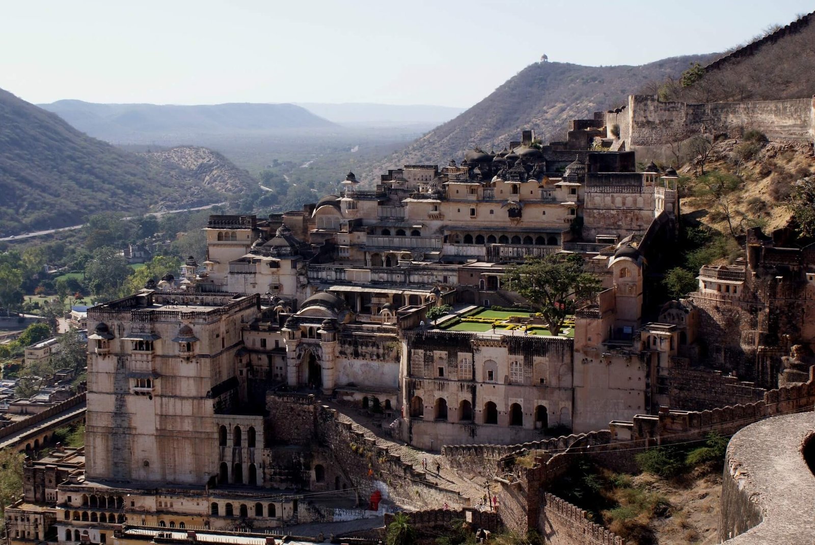 Jaipur Tour with Bhangarh Bundi Kota
