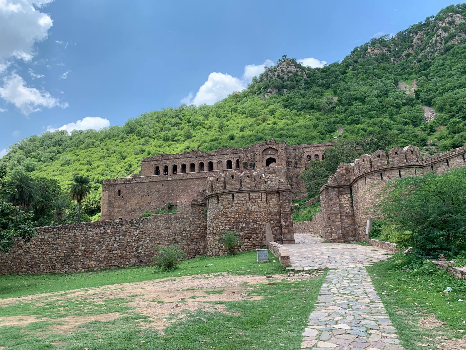Jaipur Tour with Bhangarh Bundi Kota