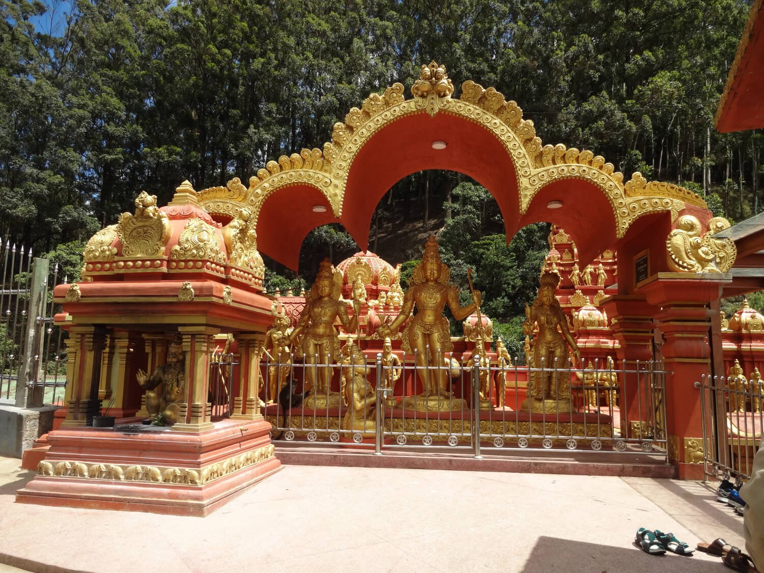 Sri Lanka Wonders Tour with Sigiriya Nuwara Eliya