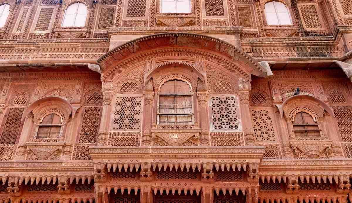 Rajasthan Forts & Palaces Tour