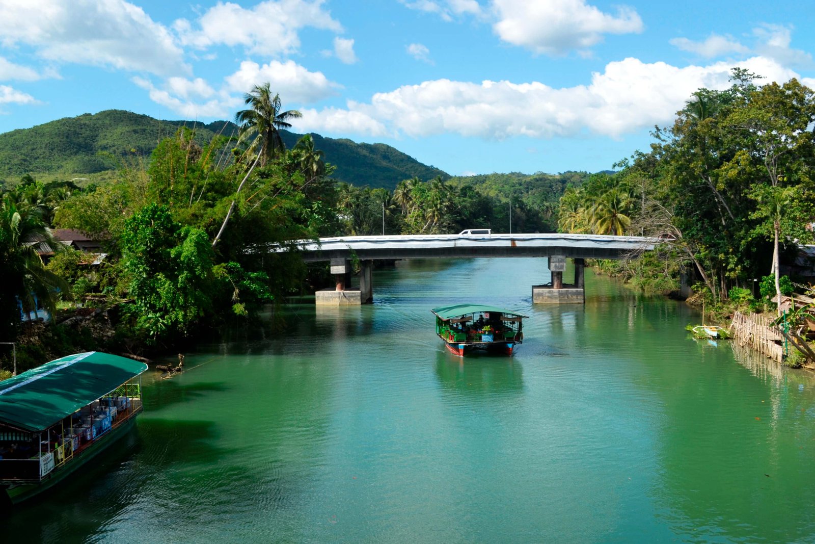 2D Philippines Pagsanjan Falls Tour